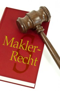 Richterhammer mit Maklerrecht
